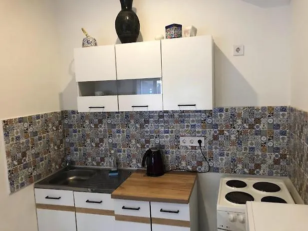 Konukevi Makvirag Vendeghaz 3*
